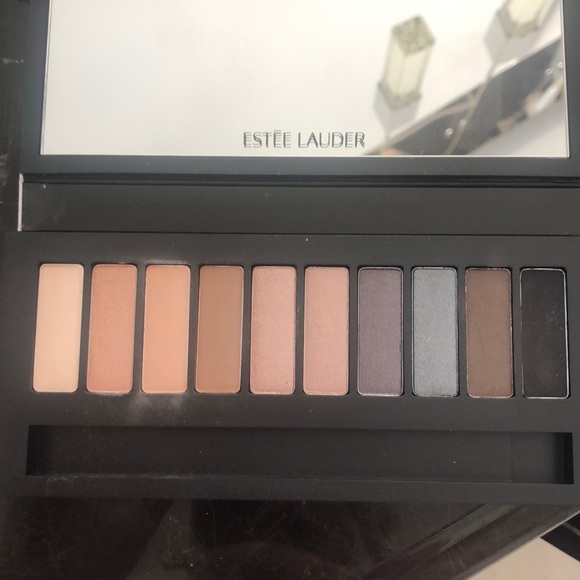 Smokey eyeshadow makeup bundle! - Picture 4 of 6